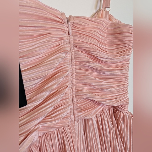 Lulus Pink Tiered Pleated Maxi Dress XS NWT Prom Wedding Formal Coquette - Picture 7 of 9